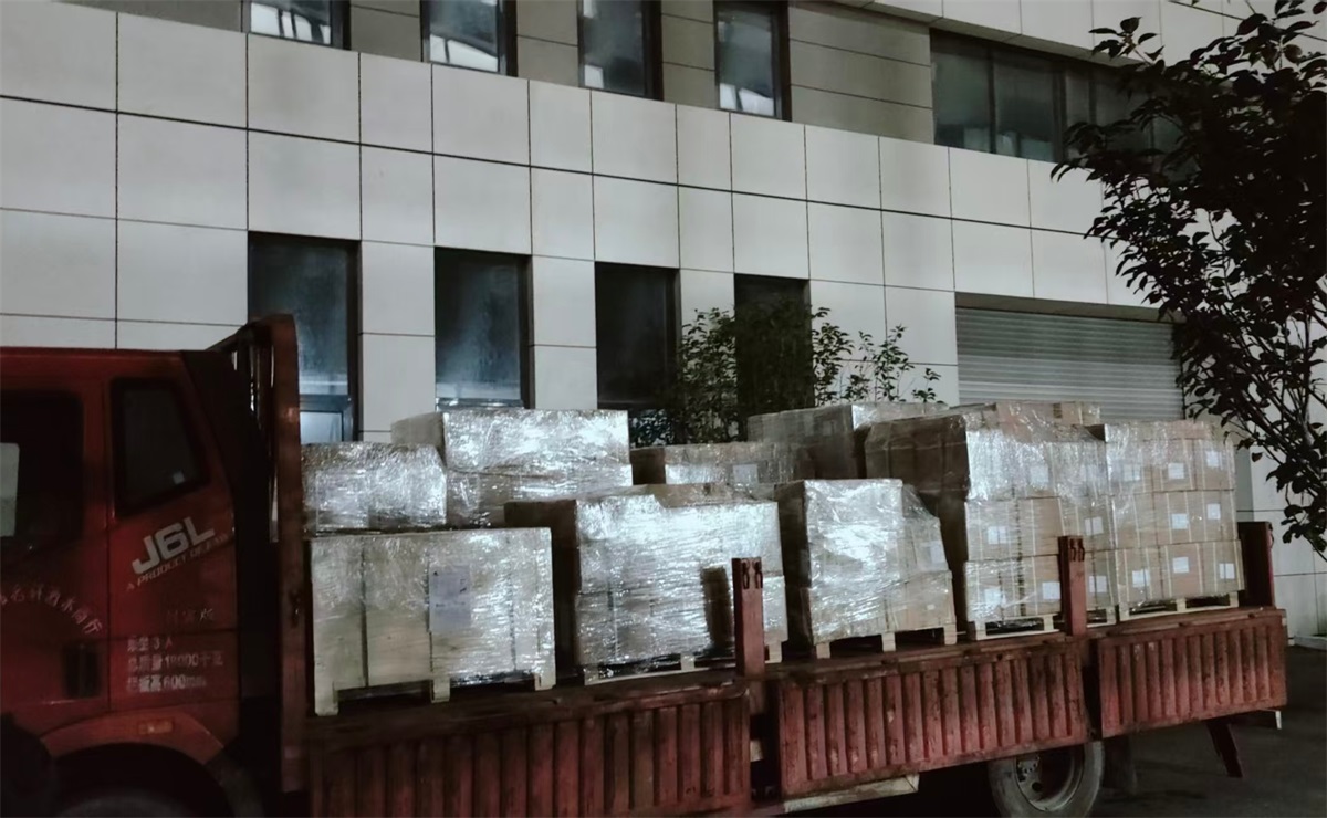 অ্যান্ডি মেরিন সামুদ্রিক হার্ডওয়্যারের উত্পাদন সম্পন্ন করেছে এবং এটি বন্দরে সরবরাহ করেছে